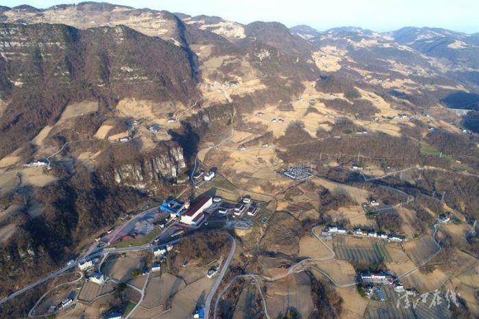 8、火燒坪鄉(xiāng)地貌航拍（郭寒 攝）